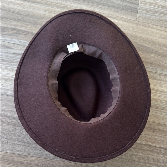 Universal Thread Wool Hat - Picture 2 of 6